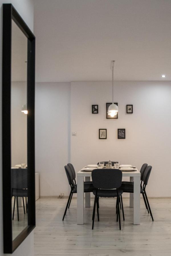 Super Sienna Street Apartment
